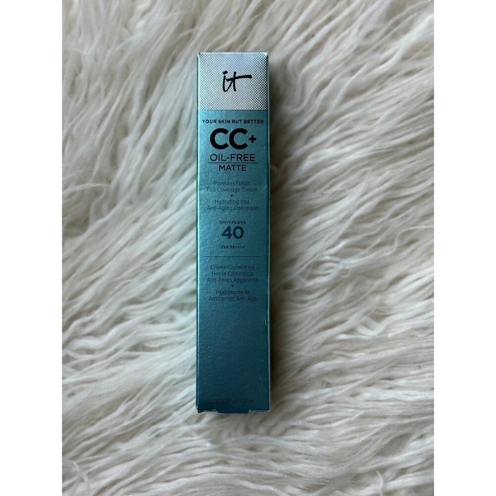 IT Cosmetics CC+ Cream Natural Matte Foundation with SPF 40 Medium Tan